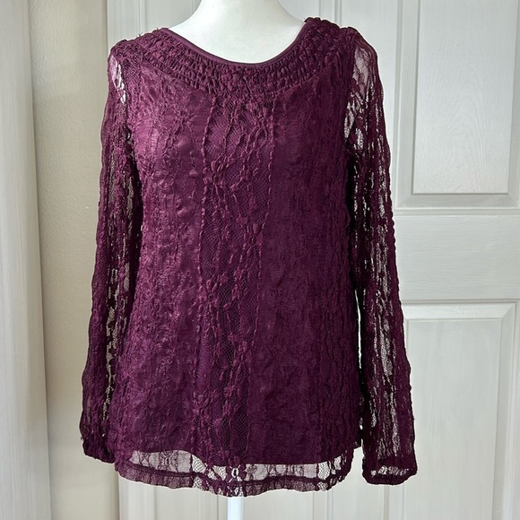 Style & Co Sheer Sleeve with lace overlay blouse sz PS - Picture 1 of 6